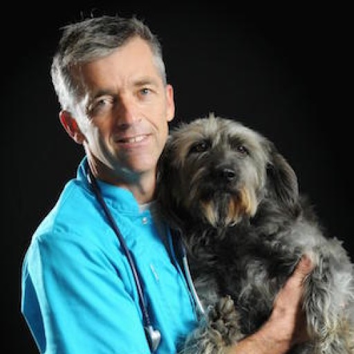 Dr Franck Dubost